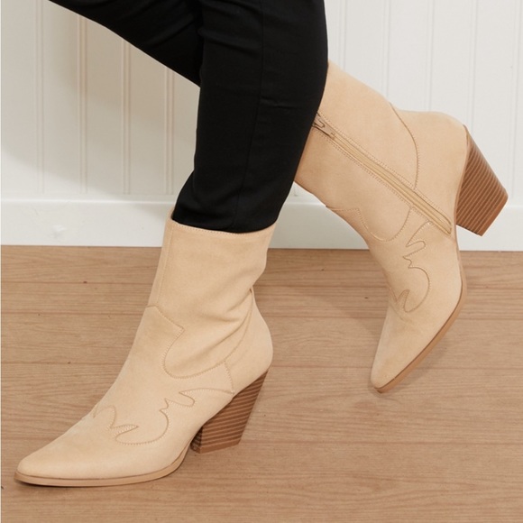 Sold Out - Picture 2 of 5